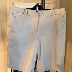Talbots Women's Kaki bermudas